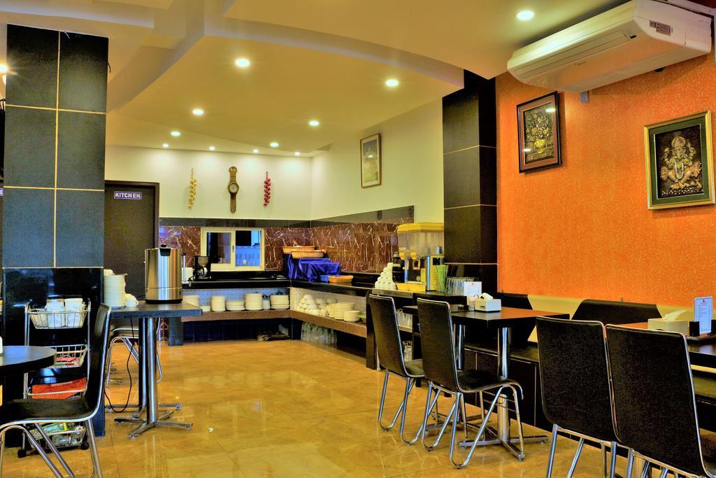 โรงแรมซิตี้ อินน์ โพคารา ภายนอก รูปภาพ