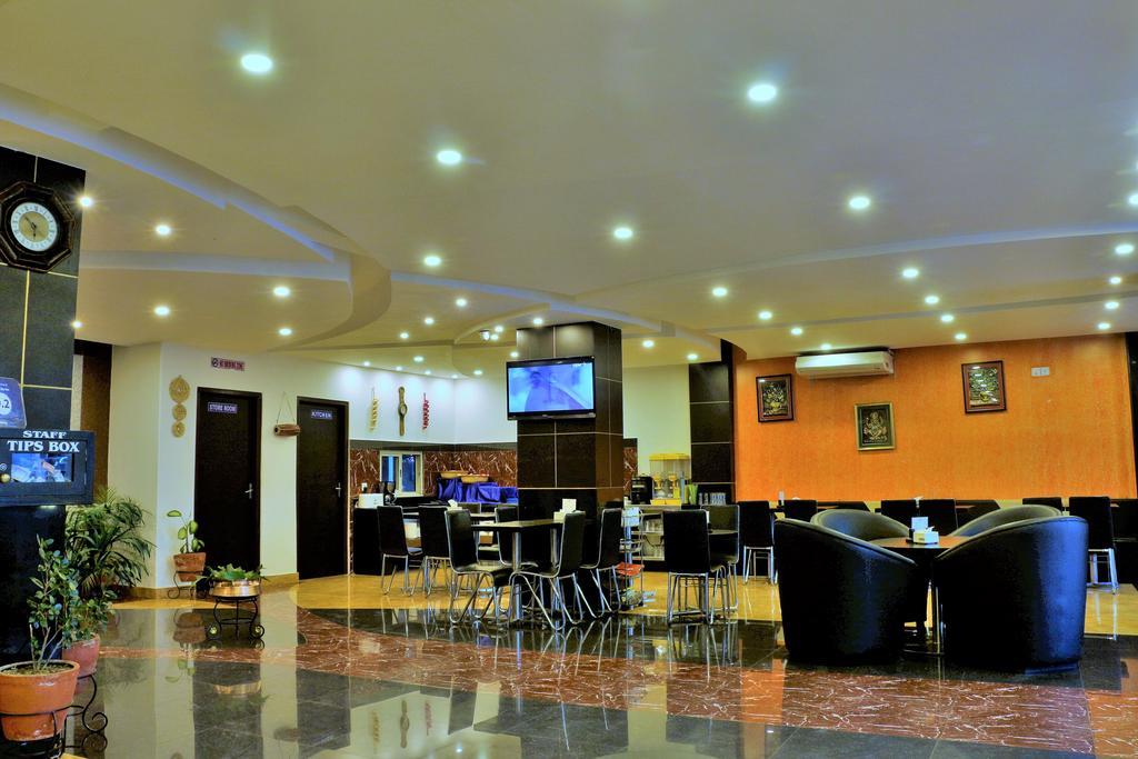 โรงแรมซิตี้ อินน์ โพคารา ภายนอก รูปภาพ